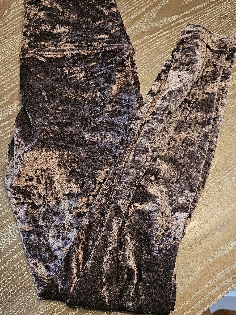 lululemon athletica Velvet Crushed Leggings in Brown and Black